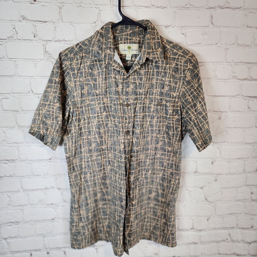 Men's Island Shores button down shirt